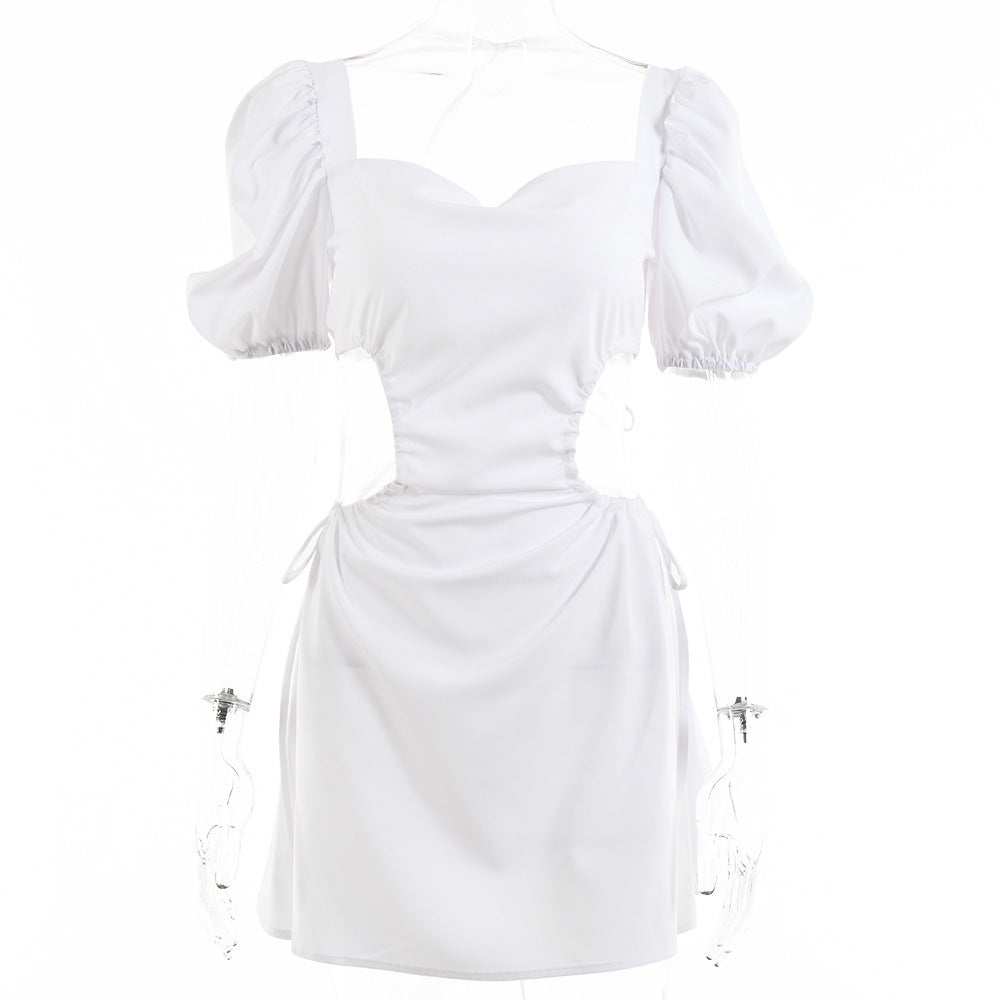Robe Courte Dos Nu – Minimalisme Chic & Éclat d’Été 👗