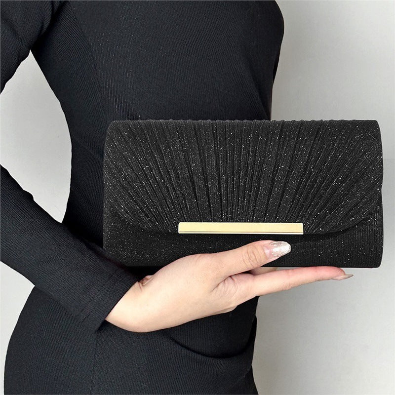 Pochette Rose – Éclats de Soirée & Charme Raffiné💖
