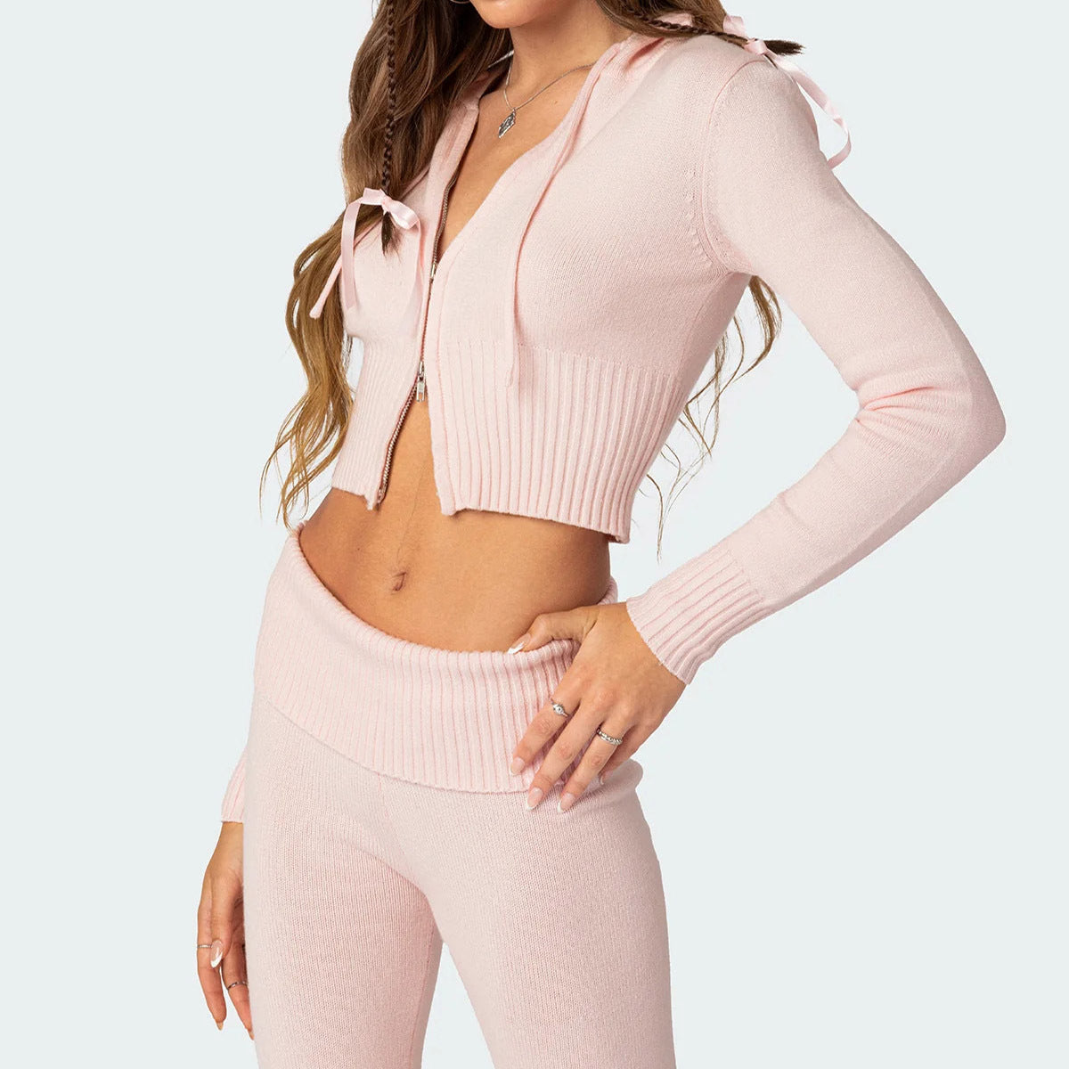 Ensemble Tricoté – Capuche Douce & Flow Urbain ️🌟