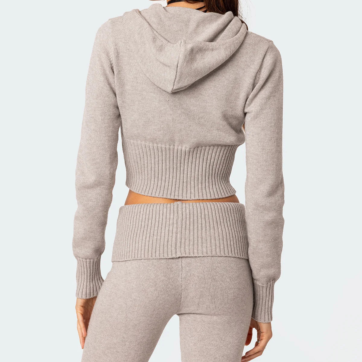 Ensemble Tricoté – Capuche Douce & Flow Urbain ️🌟