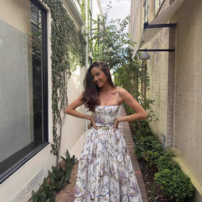 Robe Fleurie – Taille Ceinturée & Éclat Bohème👗