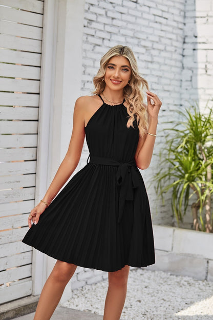 Robe Plissée – Éclat Nocturne & Lien Élégant🌺