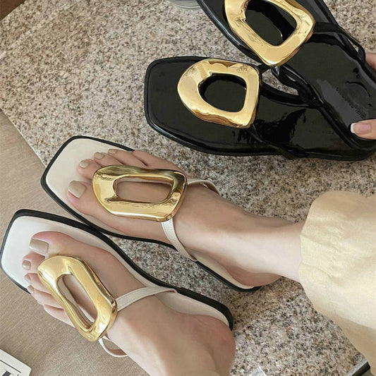 Tongs Plates – Été Libre & Pas Légers👡