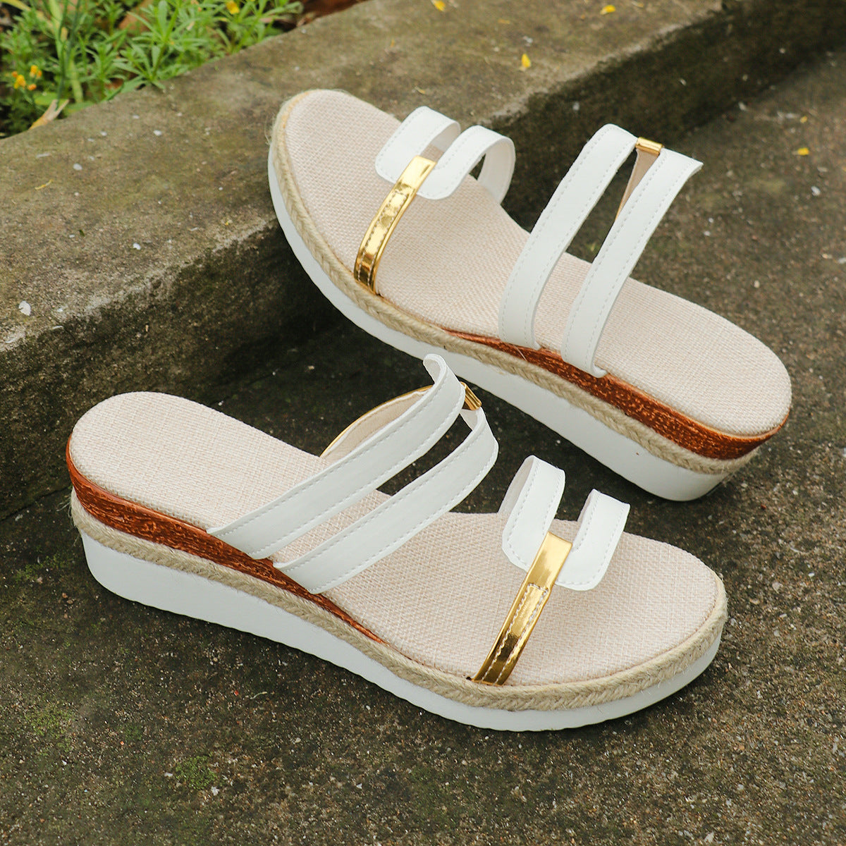 Sandales Bicolores – Énergie d’Été & Charme Bohème💕