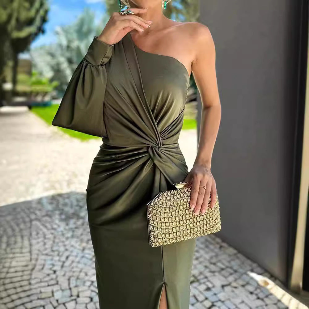 Robe Épaule Nue – Nœud Asymétrique & Allure Fatale👠