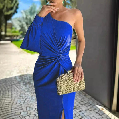 Robe Épaule Nue – Nœud Asymétrique & Allure Fatale👠