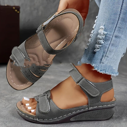 Sandales à Brides – Silhouette Affirmée & Été Infini ☀️