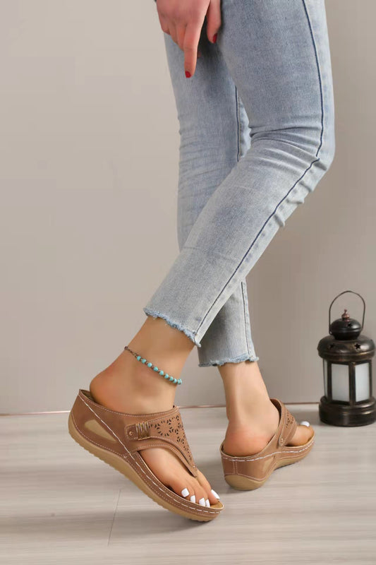 Sandales Compensées – Allure Romaine & Soleil Éternel☀️