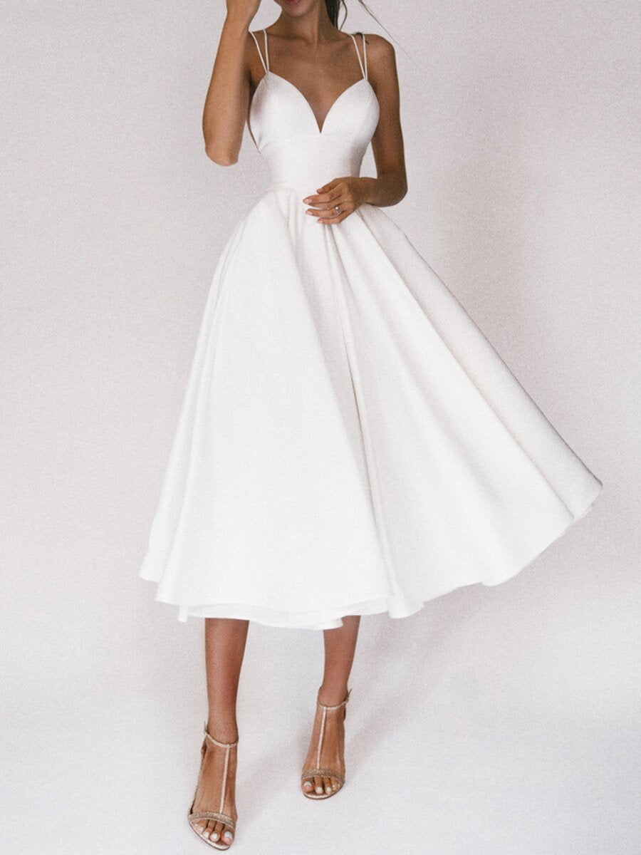 Robe Décolletée – Lignes d’Été & Allure Bohème 💖