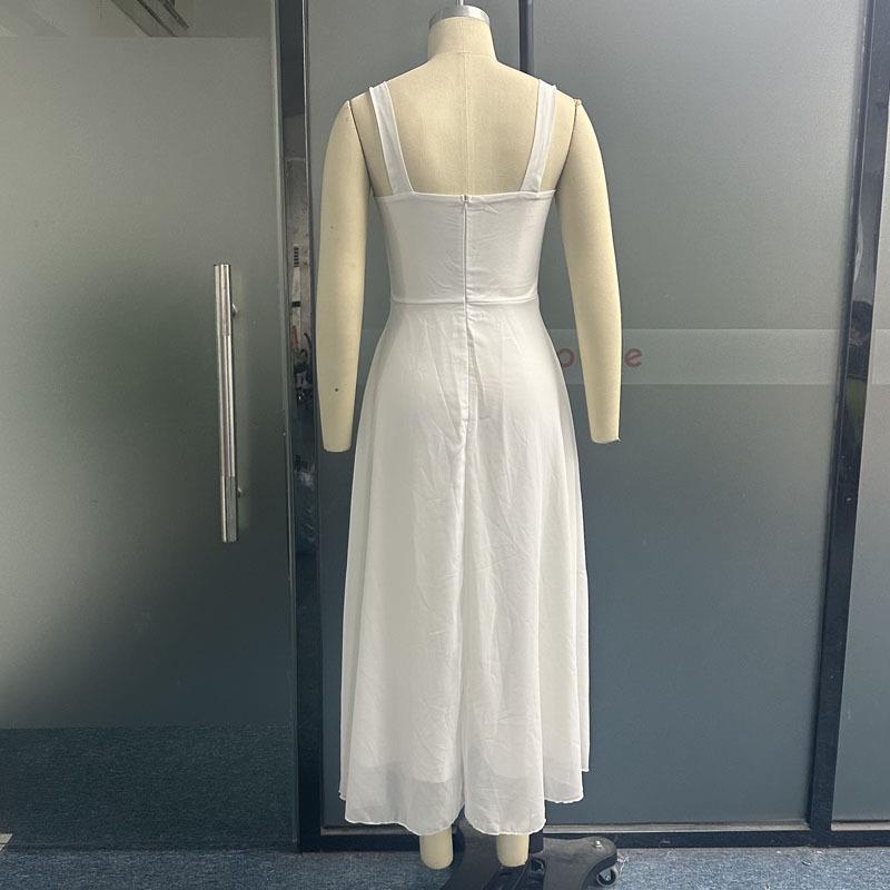Robe Carré – Taille Sculptée & Élégance Effortless💫