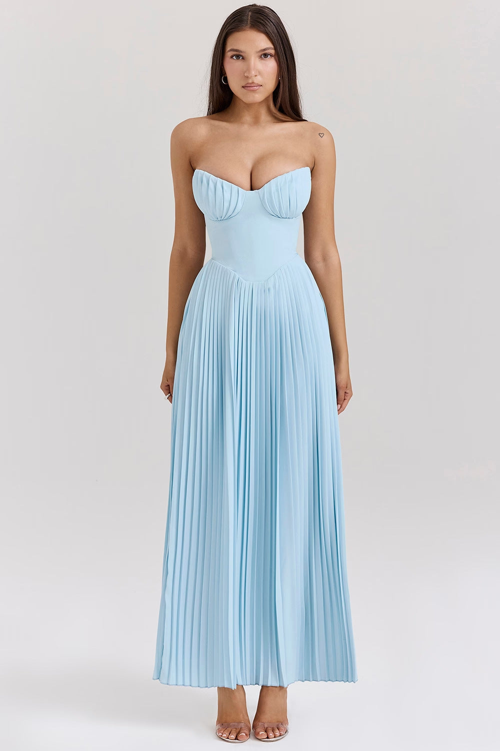 Robe Bustier – Plissé Sublime & Allure Captivante💙