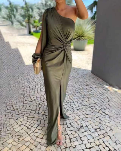 Robe Épaule Nue – Nœud Asymétrique & Allure Fatale👠